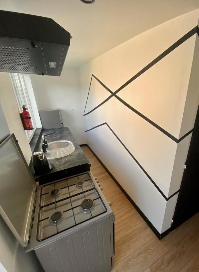 Les 3 E Bed and Breakfast Englebelmer Buitenkant foto