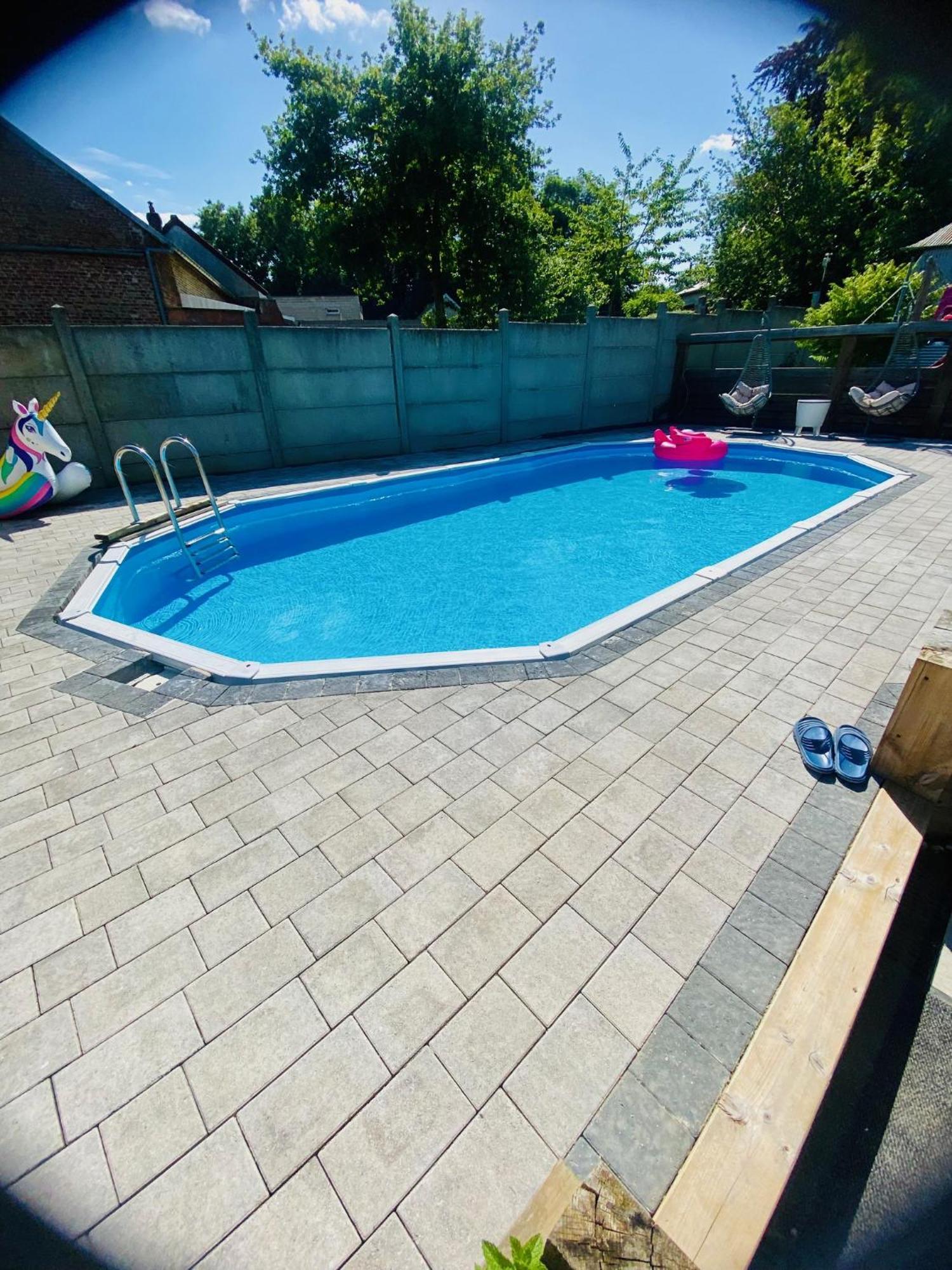 Les 3 E Bed and Breakfast Englebelmer Buitenkant foto